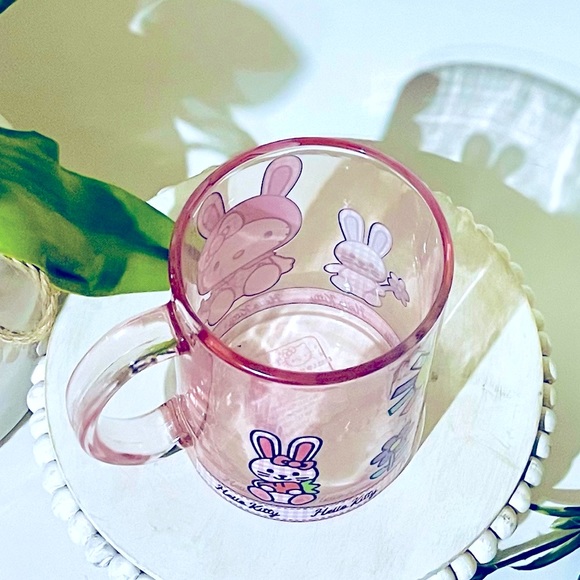 Hello Kitty Easter Bunny Mug - Picture 5 of 6